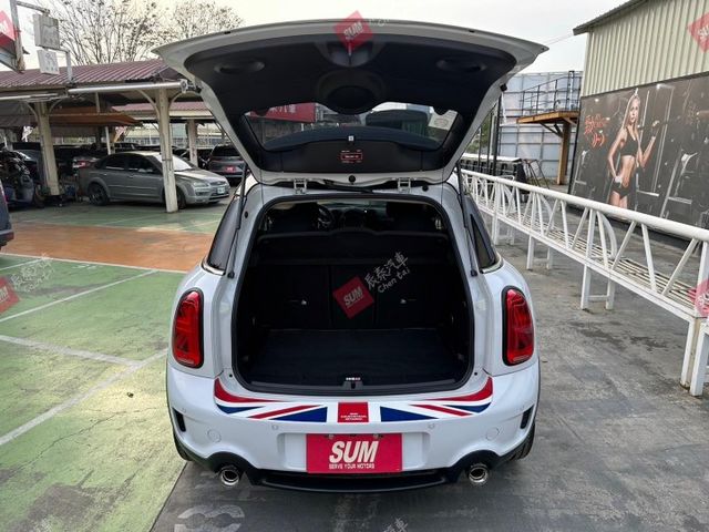 MINI COOPER S COUNTRYMAN 1.6T 英倫風 麂皮多功能方向盤 換檔撥片 恆溫 倒車顯影  第16張相片