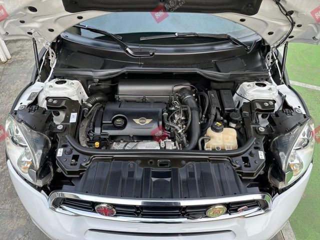 MINI COOPER S COUNTRYMAN 1.6T 英倫風 麂皮多功能方向盤 換檔撥片 恆溫 倒車顯影  第19張相片