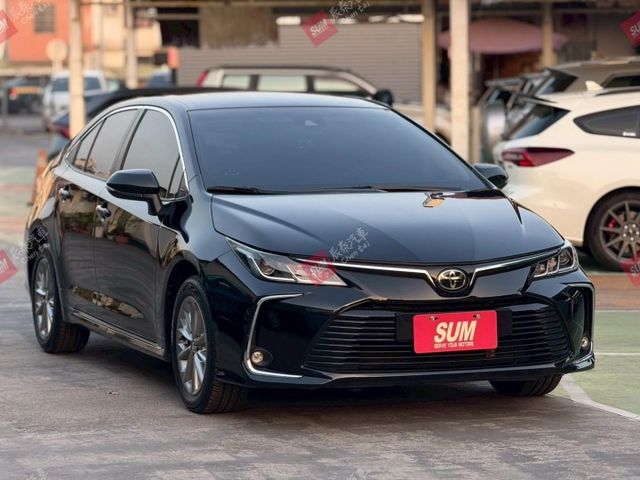 豪華版 鋁圈 恆溫 無限CARPLAY車機 ACC 車道維持輔助 ISOFIX 原版件  第3張相片