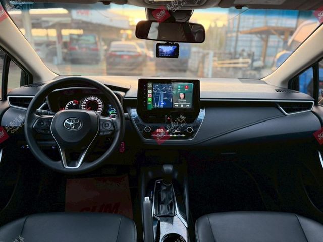 豪華版 鋁圈 恆溫 無限CARPLAY車機 ACC 車道維持輔助 ISOFIX 原版件  第7張相片