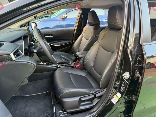 豪華版 鋁圈 恆溫 無限CARPLAY車機 ACC 車道維持輔助 ISOFIX 原版件  第10張相片