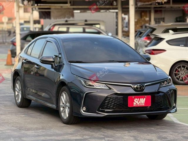 豪華版 ACC 倒車顯影 CARPLAY 鋁圈 I-KEY 後出風口 霧燈 原版件 僅跑1.3萬  第3張相片