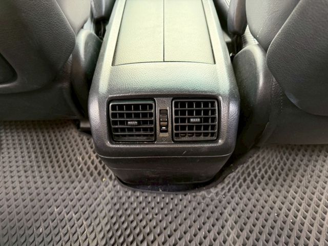 LIMITED edition 3.5 全景天窗 倒車顯影 導航 電尾門 記憶座椅 雙電動椅 後出風口 現車現況  第13張相片
