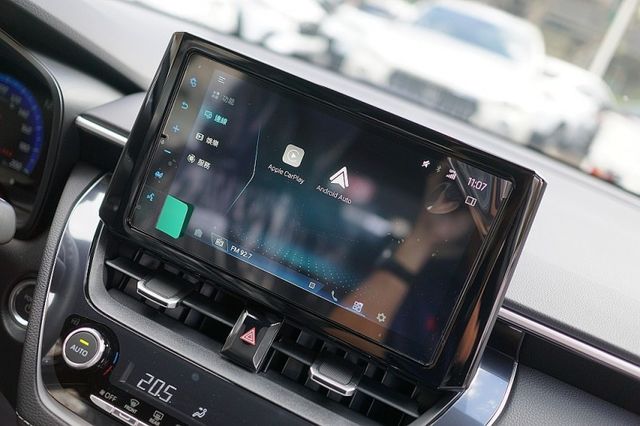 油電豪華版 可全額貸 全新領牌車未開封 僅跑3KM 原廠保固 保證全程托運到店 若無舊換新售價73.9萬  第8張相片