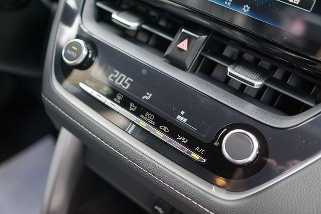 油電豪華版 可全額貸 全新領牌車未開封 僅跑3KM 原廠保固 保證全程托運到店 若無舊換新售價73.9萬  第9張相片