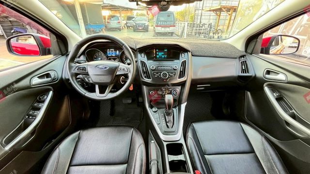 1.5T 汽油時尚 定速 馬丁頭 快撥 藍牙 LED頭燈 TCS 胎壓  第9張相片