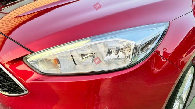 1.5T 汽油時尚 定速 馬丁頭 快撥 藍牙 LED頭燈 TCS 胎壓  第18張相片