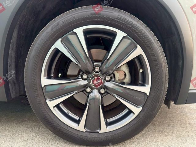 菁英PLUS特仕版 新車價163.1萬 環景 18吋鋁圈 盲點偵測 CARPLAY 抬頭顯示  第20張相片