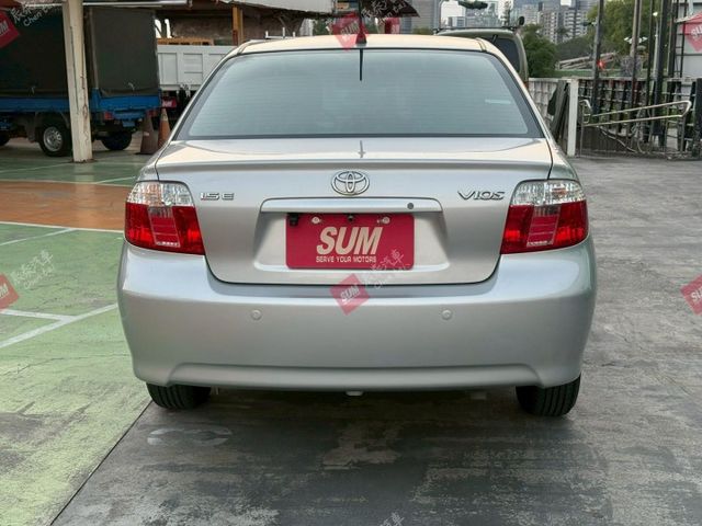 優質代步車 安卓機 倒車顯影 鋁圈 皮椅 霧燈 省油!  第5張相片