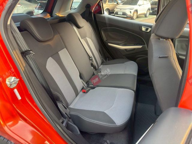 超低里程!僅跑7萬!!! 優質代步車 鋁圈 皮椅 自手排  第13張相片