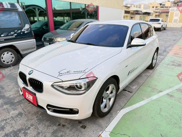 116i sport 定速 原版件 16吋鋁圈 後座出風口 僅跑5.4萬 里程保證  第1張相片