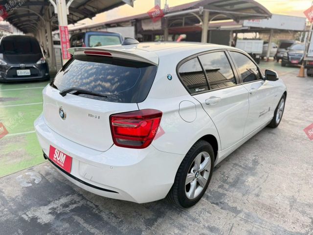 116i sport 定速 原版件 16吋鋁圈 後座出風口 僅跑5.4萬 里程保證  第4張相片