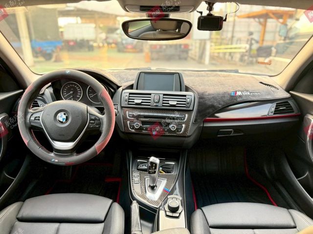 116i sport 定速 原版件 16吋鋁圈 後座出風口 僅跑5.4萬 里程保證  第7張相片