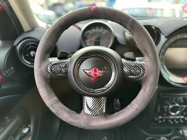 MINI COOPER S COUNTRYMAN 1.6T 英倫風 麂皮多功能方向盤 換檔撥片 恆溫 倒車顯影  第9張相片