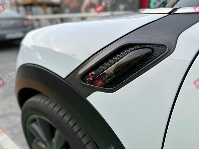 MINI COOPER S COUNTRYMAN 1.6T 英倫風 麂皮多功能方向盤 換檔撥片 恆溫 倒車顯影  第15張相片