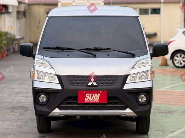 DELICA 自排 8人座 盲點偵測 客貨兩用 可改露營車  第2張相片