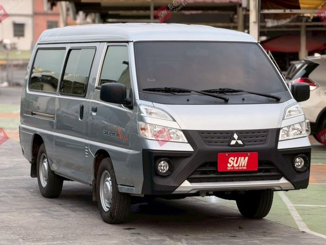 DELICA 自排 8人座 盲點偵測 客貨兩用 可改露營車  第3張相片