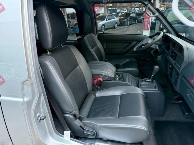 DELICA 自排 8人座 盲點偵測 客貨兩用 可改露營車  第10張相片
