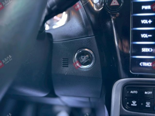 2017 經典版 I-key 摸門 鋁圈 恆溫 定速 代步 省油省稅金 認證車  第10張相片