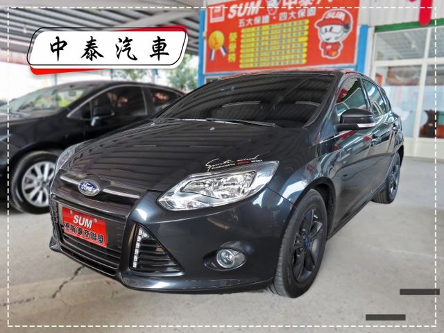 1.6時尚型 5門掀背車款 4安 定速系統 TCS 恆溫空調 ABS 導航 倒車顯影 實車實價/可貸款可分期  第1張相片