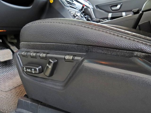 2.4VOLVO XC90 柴油 第三排座椅 7人座 實跑14萬多里程 安全氣囊 電動座椅 鋁圈  第15張相片