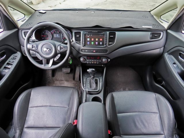 一手車 1.7運動型休旅車 跑7萬多/8安/5+2人座/第三排座椅/TCS/定速系統/ABS/導航/倒車顯影  第6張相片