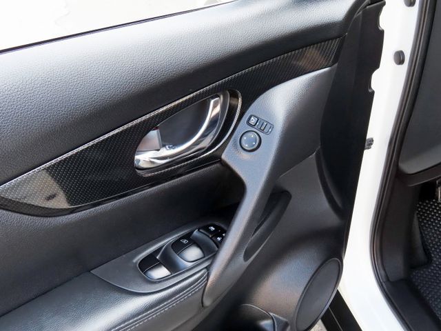 X-Trail 2.0 2WD經典版/行駛8萬多里程/6安/循跡防滑/ABS/左右獨立空調/導航/倒車顯影  第9張相片