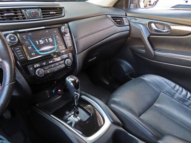 X-Trail 2.0 2WD經典版/行駛8萬多里程/6安/循跡防滑/ABS/左右獨立空調/導航/倒車顯影  第12張相片
