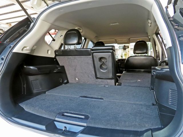 X-Trail 2.0 2WD經典版/行駛8萬多里程/6安/循跡防滑/ABS/左右獨立空調/導航/倒車顯影  第19張相片