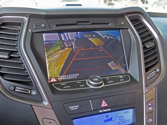 2.2貴族版 跑13萬多里程/7安/定速系統/ABS/電動座椅/導航/倒車顯影/斜坡緩降/TCS  第11張相片