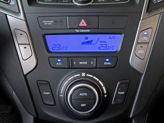 2.2貴族版 跑13萬多里程/7安/定速系統/ABS/電動座椅/導航/倒車顯影/斜坡緩降/TCS  第14張相片