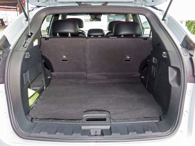 1.8 Neo環景勁化版/6安/車頂行李架/環景系統/電尾門/僅跑1萬多里程/方向盤換檔撥片/I-KEY/LED頭燈  第19張相片