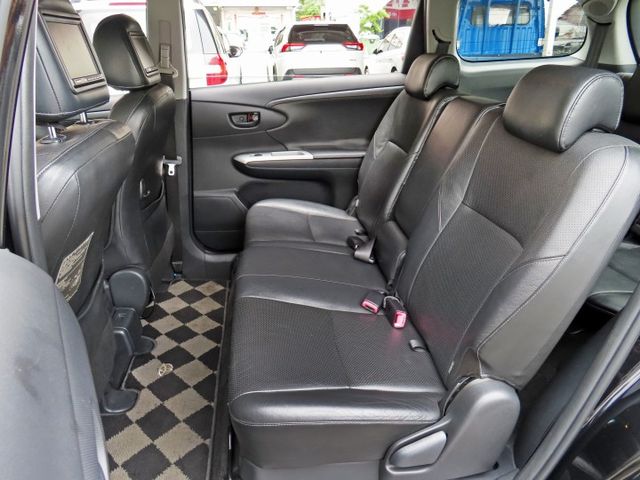 一手車 2.0 第三排座椅 7人座/實跑21萬多里程/雙安/定速系統/ABS/導航/倒車顯影/電動後視鏡  第8張相片