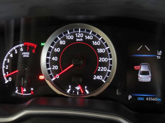 1.8經典版/跑4萬多里程/ACC跟車/循跡防滑/9安/車道偏移/定速系統/ABS/循跡防滑/可貸款分期  第5張相片