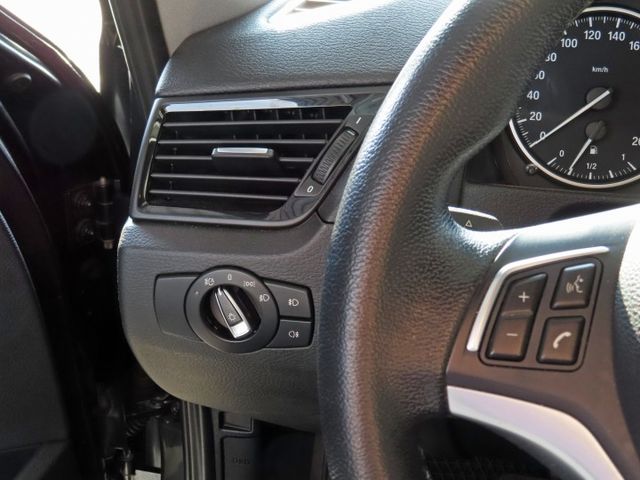 BMW X1 sDrive18i/安全氣囊/跑17萬多里程/車頂行李架/導航/倒車顯影  第13張相片