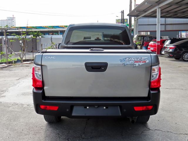 一手車 CMC 勁哥 Pick Up 框式貨車 加裝捲簾/自排/跑3萬多里程/雙安/循跡防滑/定速系統/後視鏡顯影  第4張相片