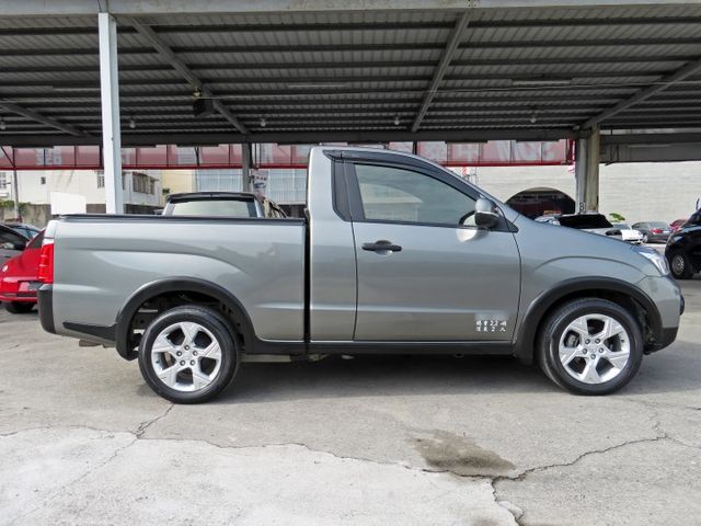 一手車 CMC 勁哥 Pick Up 框式貨車 加裝捲簾/自排/跑3萬多里程/雙安/循跡防滑/定速系統/後視鏡顯影  第6張相片
