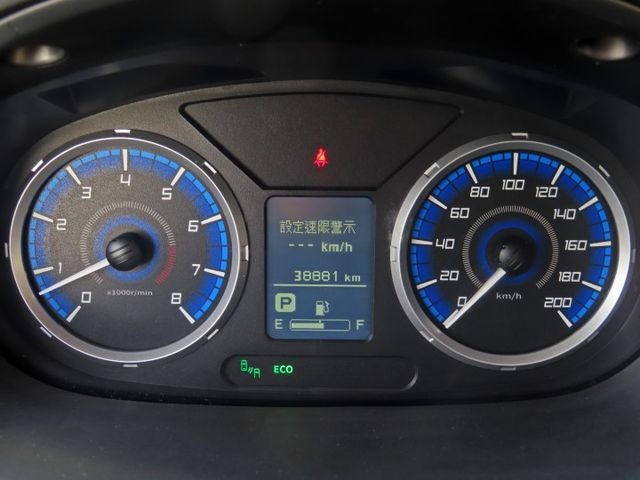 一手車 CMC 勁哥 Pick Up 框式貨車 加裝捲簾/自排/跑3萬多里程/雙安/循跡防滑/定速系統/後視鏡顯影  第7張相片