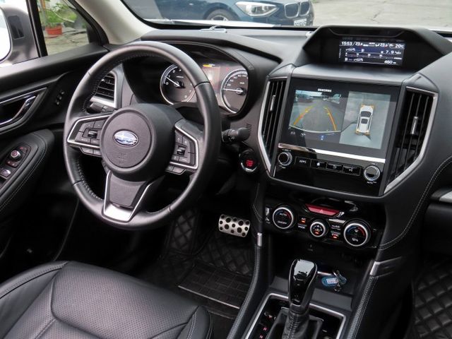 2.0佛瑞斯特/四輪傳動/跑8萬多里程/環景/ACC跟車/7安/天窗/I-KEY/定速系統/循跡防滑/後視鏡盲點  第16張相片