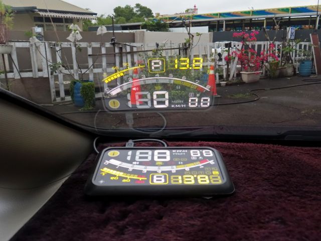 1.7柴油科技版 5人座/8安/導航/定速系統/環景/循跡防滑/ABS/跑7萬多里程/實車實價  第13張相片