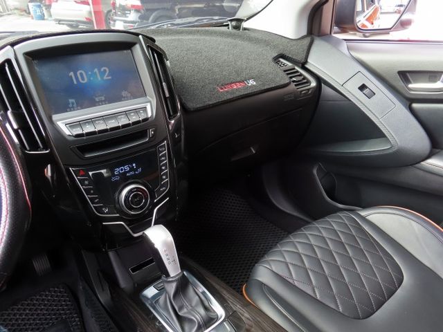 U6 TURBO 1.8經典版/實跑10多萬里程/雙安/ABS/車頂行李架/天窗/ISOFIX/循跡防滑  第11張相片