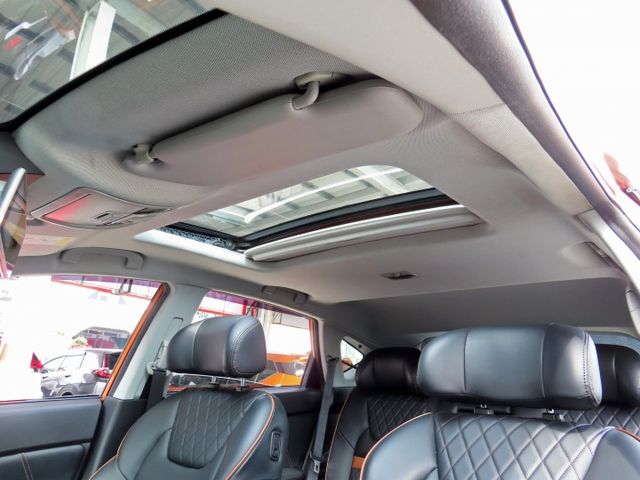 U6 TURBO 1.8經典版/實跑10多萬里程/雙安/ABS/車頂行李架/天窗/ISOFIX/循跡防滑  第18張相片