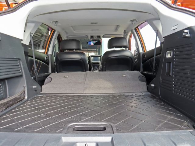 U6 TURBO 1.8經典版/實跑10多萬里程/雙安/ABS/車頂行李架/天窗/ISOFIX/循跡防滑  第20張相片