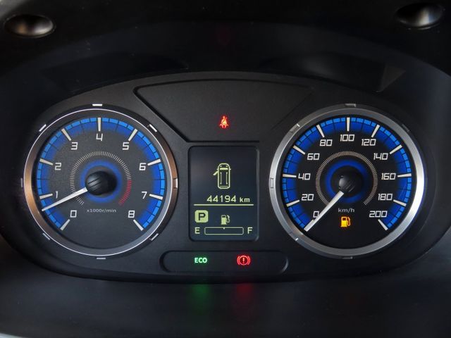 2.4 商用廂式休旅車 小客貨車/實跑4萬多里程/雙安/後視鏡倒車顯影/定速系統/後座分離傾倒/ISOFIX  第5張相片