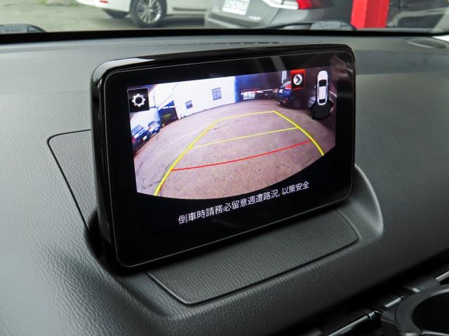 日系進口車 馬2 頂級版1.5/實跑5.8萬多里程/I-KEY/倒車顯影/安全氣囊/TCS/導航/16吋鋁圈/可貸款  第13張相片
