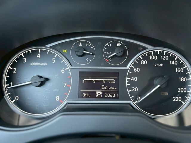 TIIDA J版 銳利車頭造型搭配16吋鋁圈 里程低但有保證 省油稅金低  第11張相片
