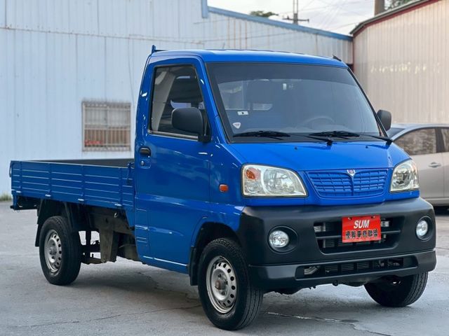 低里程的小貨車 可遇不可求 歡迎預約賞車 車真的很美 真心不騙!  第3張相片