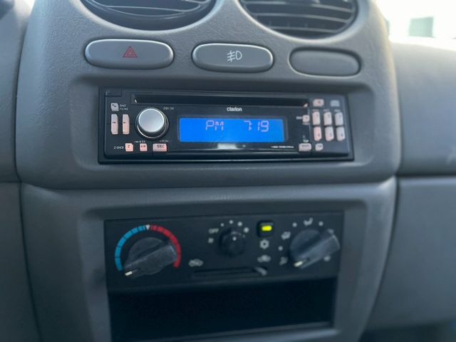 低里程的小貨車 可遇不可求 歡迎預約賞車 車真的很美 真心不騙!  第8張相片