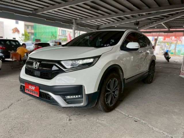 車輛整備中~S版 1.5的排氣量 但卻有193匹馬力 號稱內部空間最大的休旅  第1張相片