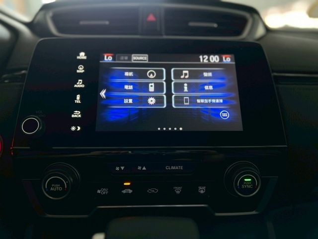 車輛整備中~S版 1.5的排氣量 但卻有193匹馬力 號稱內部空間最大的休旅  第6張相片